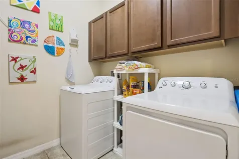 1437 Scarlet Oak Loop Winter Garden FL 34787