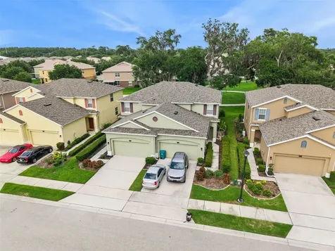 1437 Scarlet Oak Loop Winter Garden FL 34787