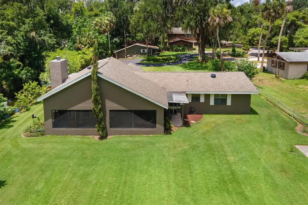 29205 S Corley Island Road Leesburg FL 34748
