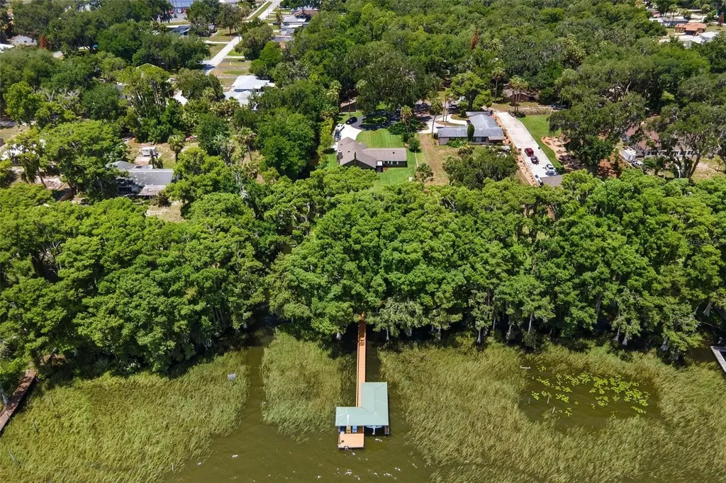 29205 S Corley Island Road Leesburg FL 34748