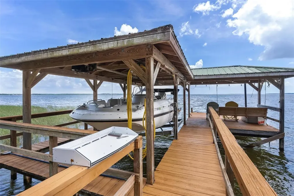 29205 S Corley Island Road Leesburg FL 34748