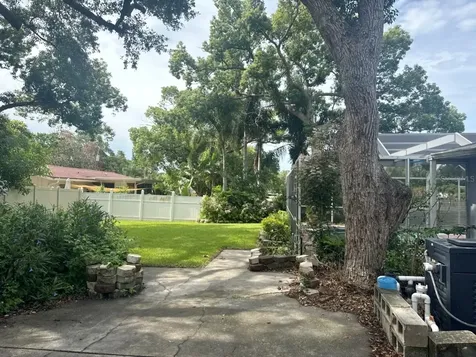 13824 83rd Place Seminole FL 33776