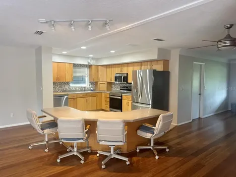 13824 83rd Place Seminole FL 33776