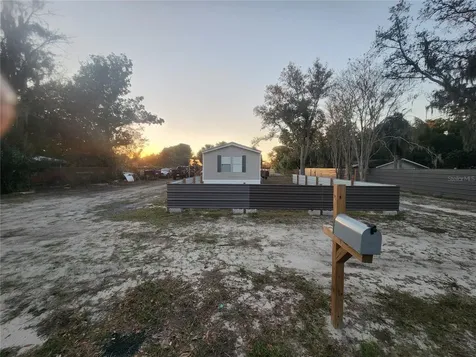 1333 Wilkinson Drive Plant City FL 33566