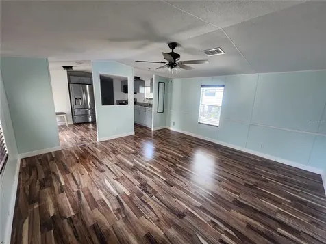 1333 Wilkinson Drive Plant City FL 33566