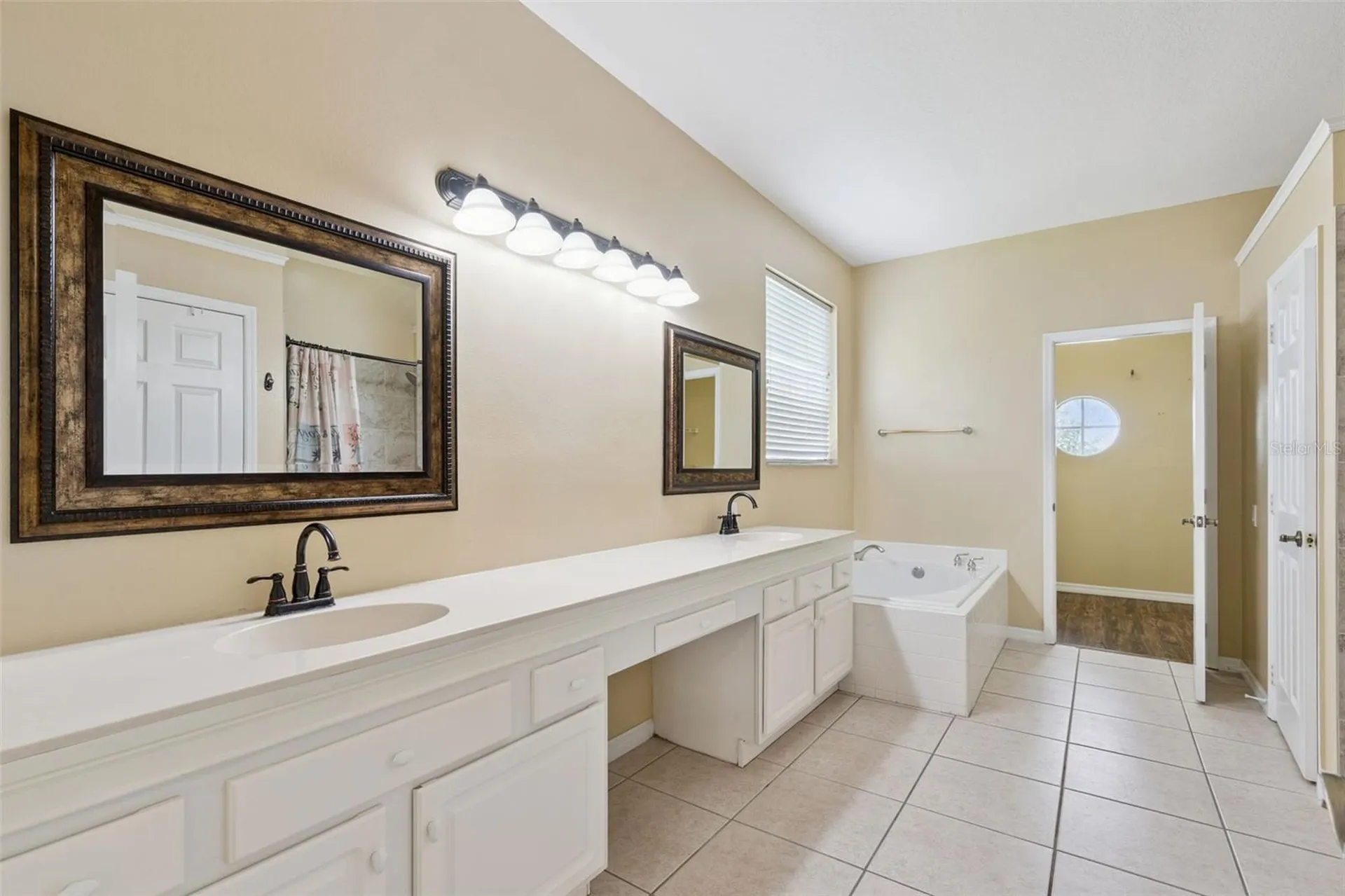 13429 Falcon Pointe Drive Orlando FL 32837