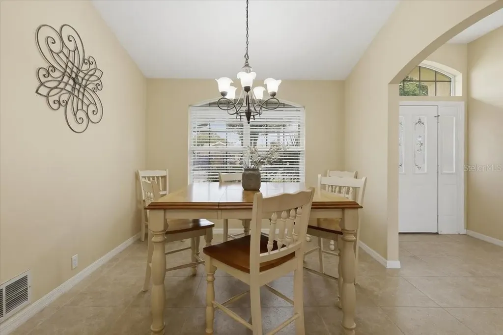 36 Cloverdale Court N Palm Coast FL 32137