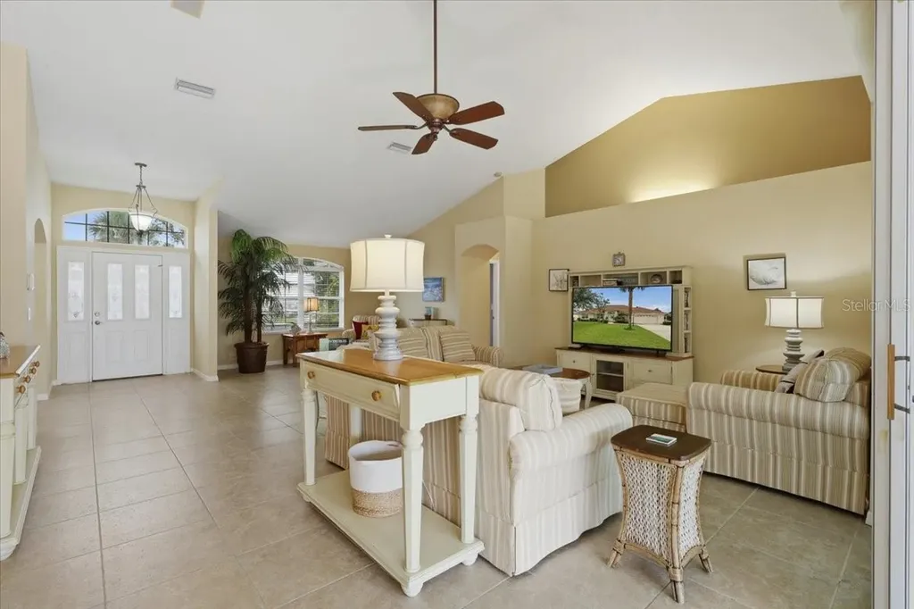 36 Cloverdale Court N Palm Coast FL 32137