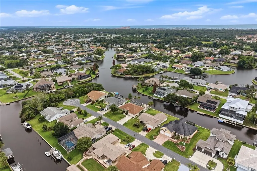 36 Cloverdale Court N Palm Coast FL 32137