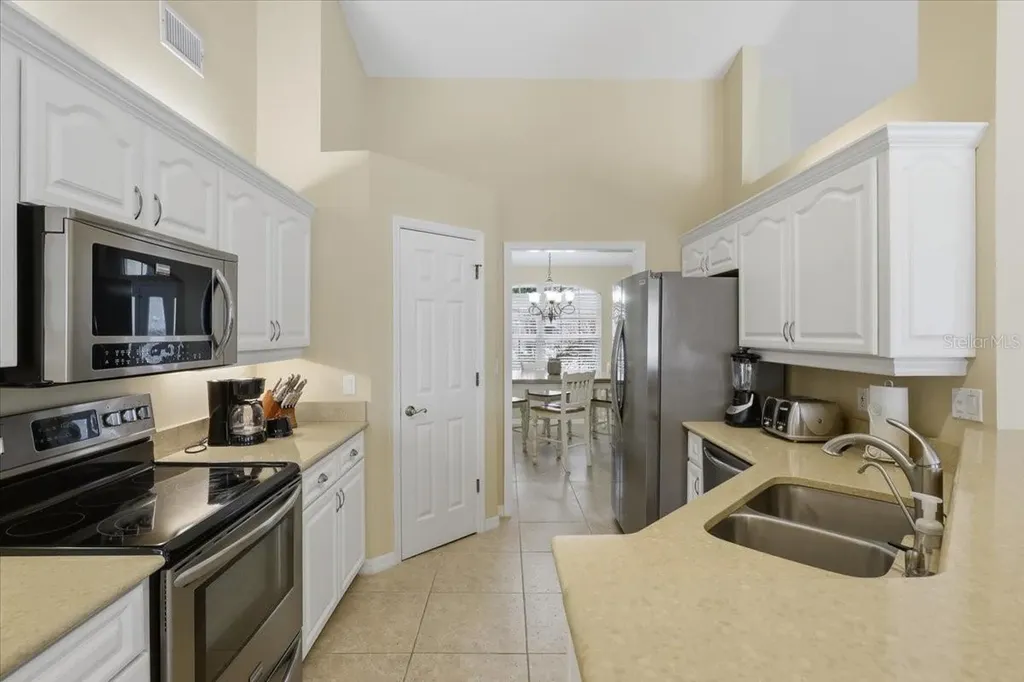 36 Cloverdale Court N Palm Coast FL 32137