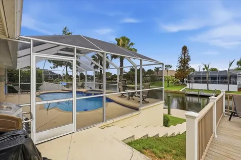 36 Cloverdale Court N Palm Coast FL 32137