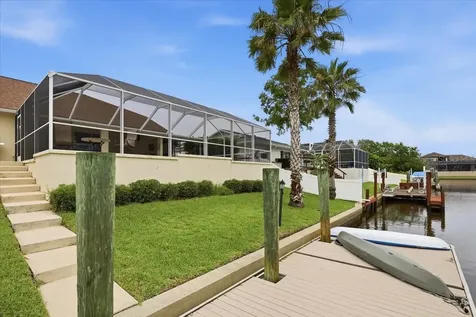 36 Cloverdale Court N Palm Coast FL 32137