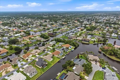 36 Cloverdale Court N Palm Coast FL 32137