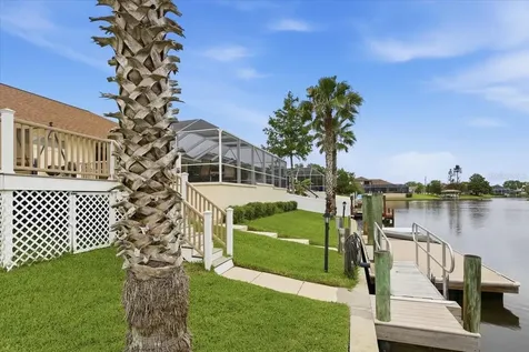 36 Cloverdale Court N Palm Coast FL 32137