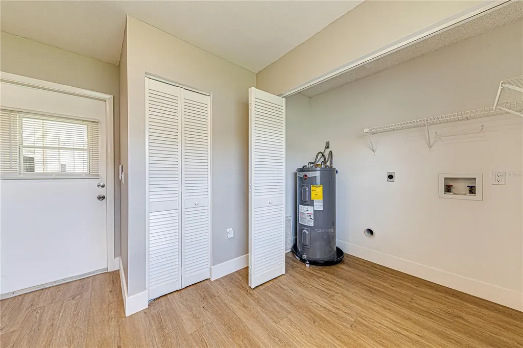 1618 Colonnades Circle N Lakeland FL 33811