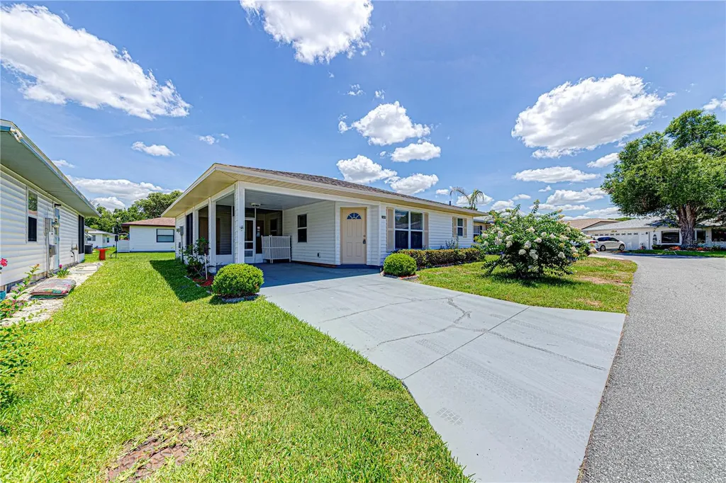 1618 Colonnades Circle N Lakeland FL 33811