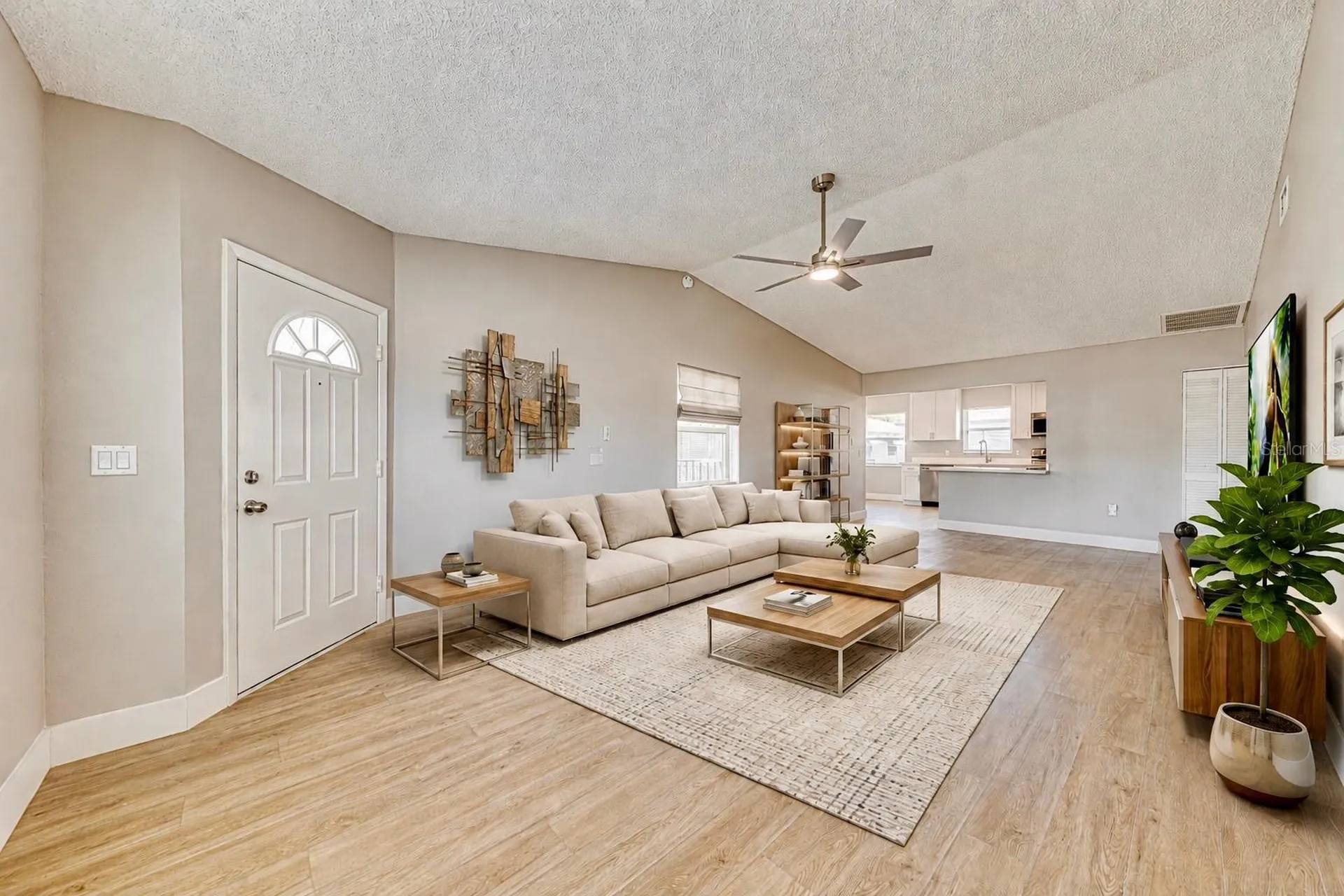 1618 Colonnades Circle N Lakeland FL 33811