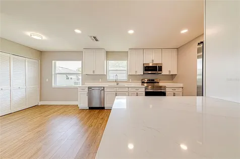 1618 Colonnades Circle N Lakeland FL 33811