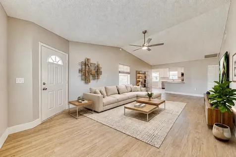 1618 Colonnades Circle N Lakeland FL 33811