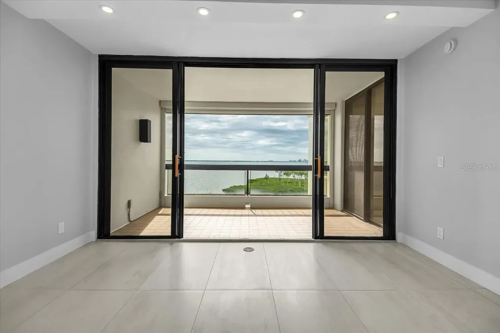 2020 Harbourside Drive Longboat Key FL 34228