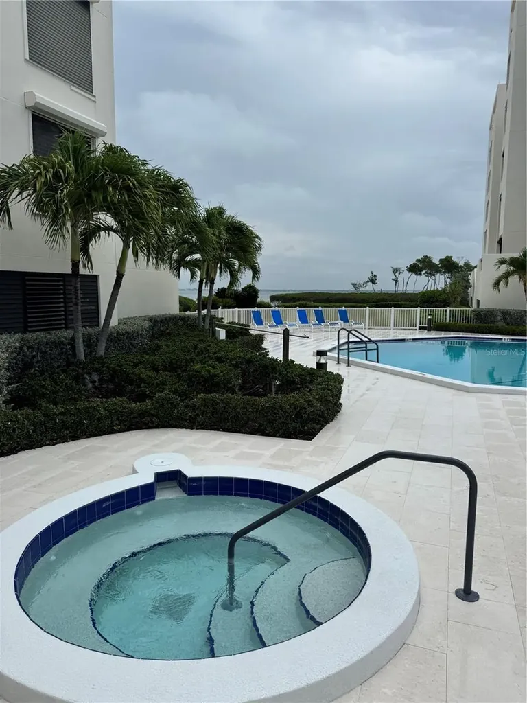 2020 Harbourside Drive Longboat Key FL 34228