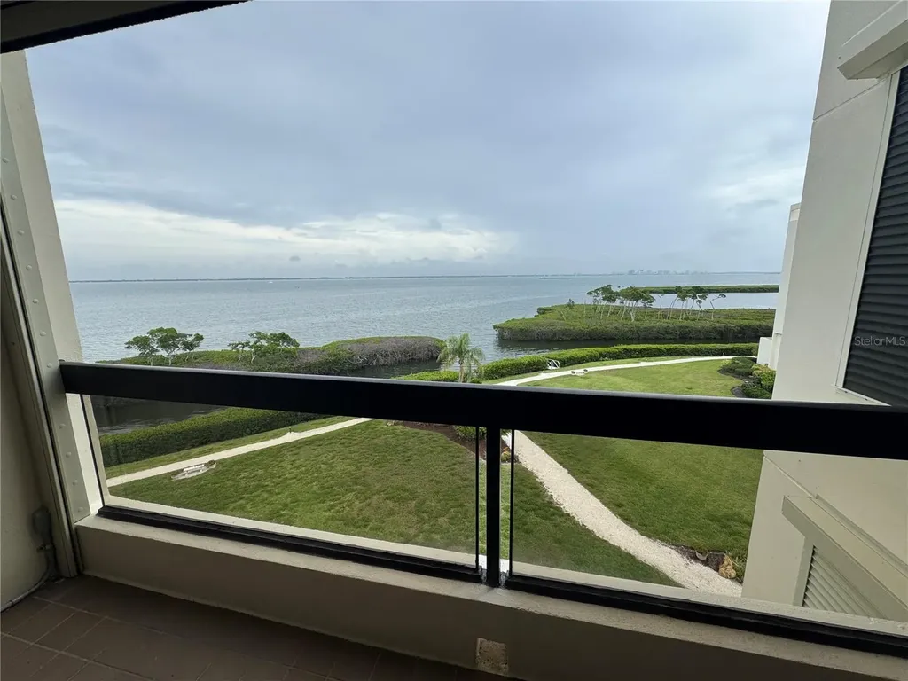 2020 Harbourside Drive Longboat Key FL 34228