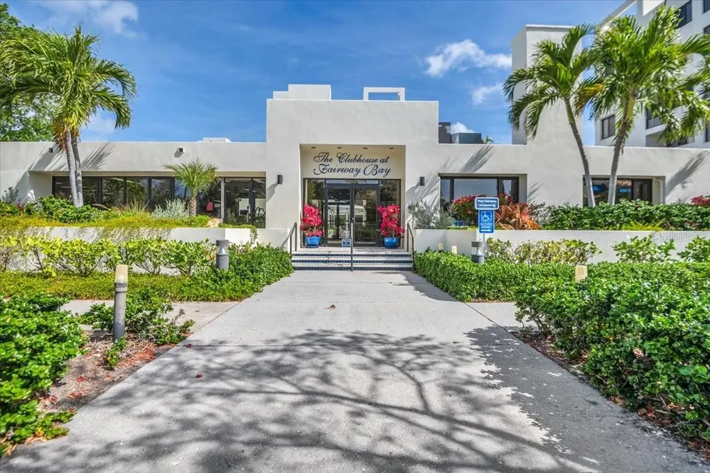 2020 Harbourside Drive Longboat Key FL 34228