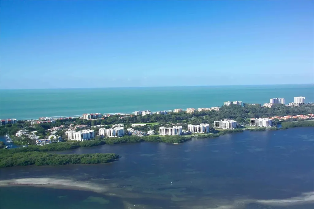 2020 Harbourside Drive Longboat Key FL 34228