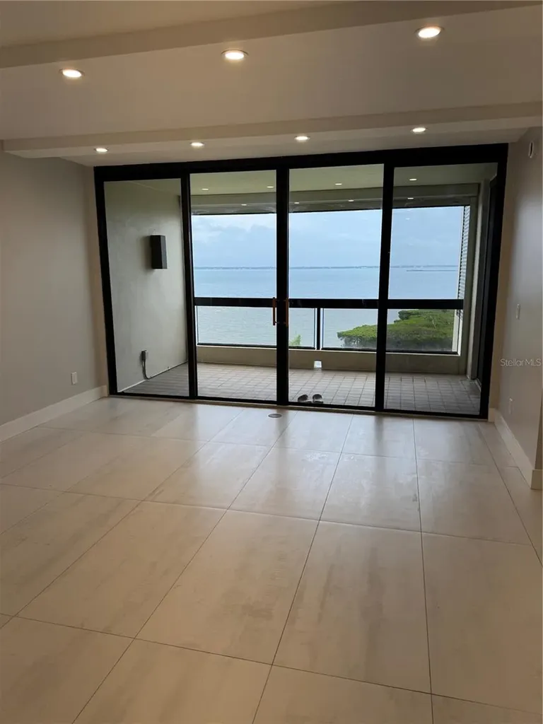 2020 Harbourside Drive Longboat Key FL 34228