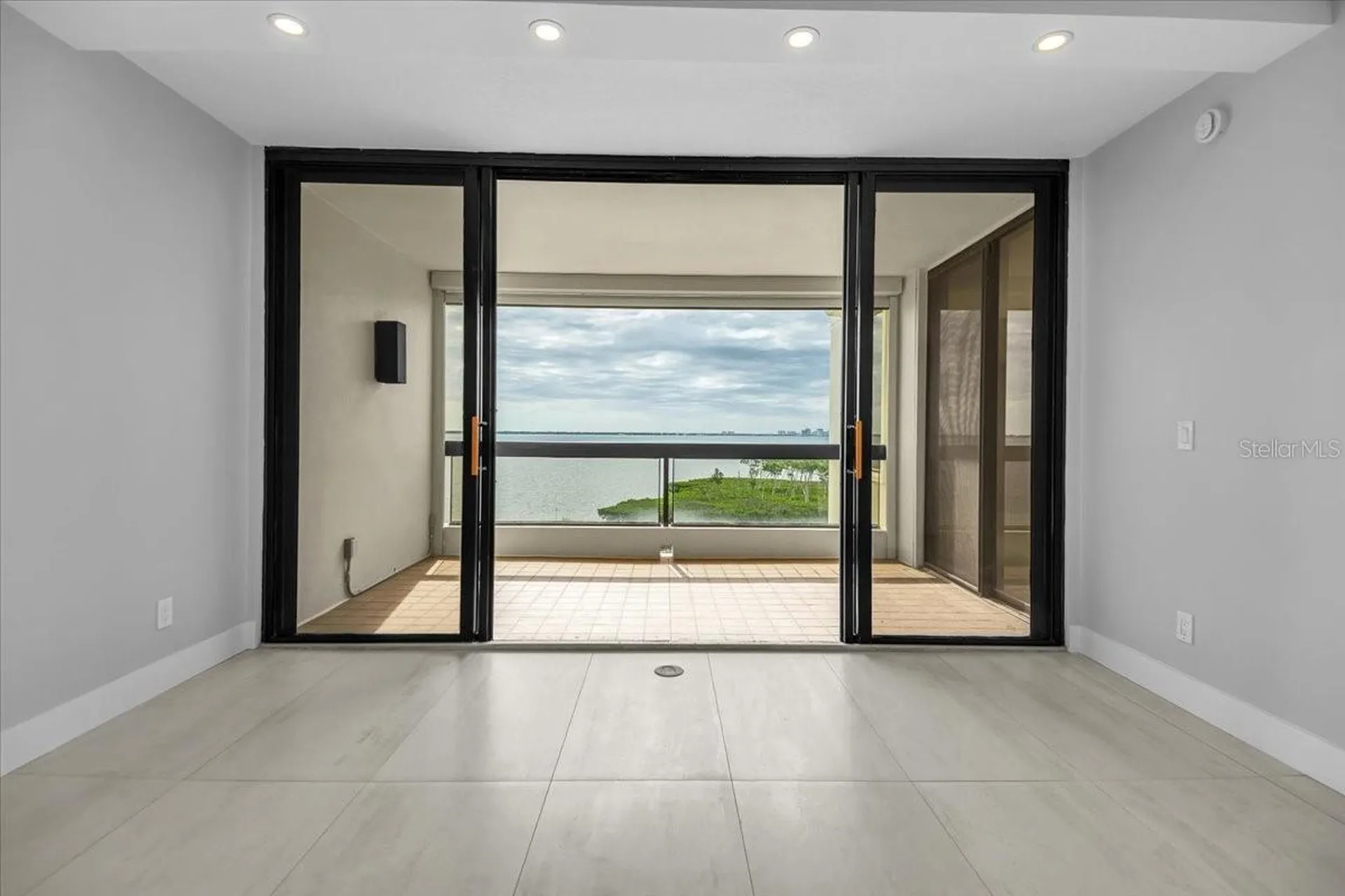 2020 Harbourside Drive Longboat Key FL 34228