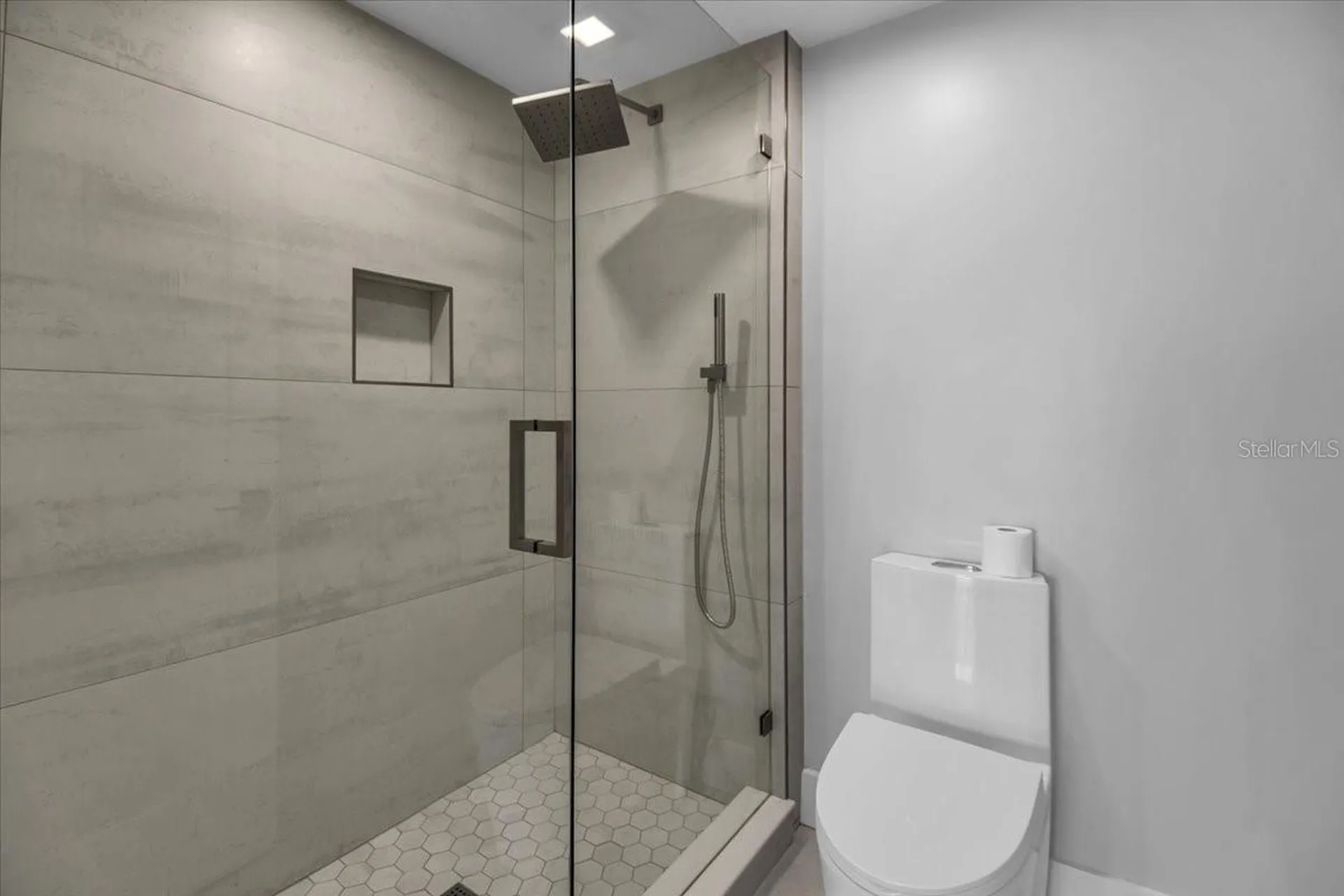 2020 Harbourside Drive Longboat Key FL 34228
