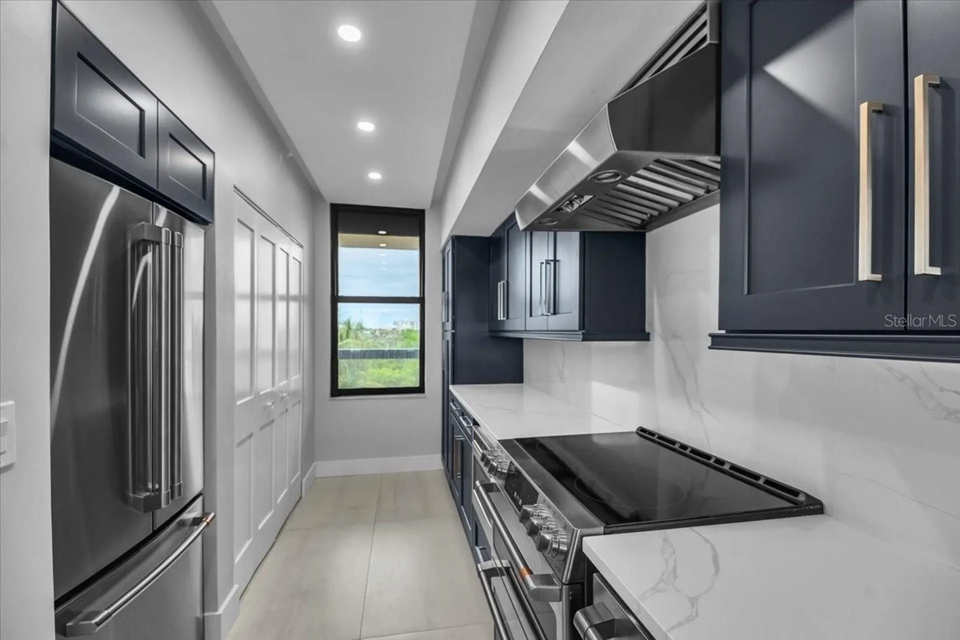 2020 Harbourside Drive Longboat Key FL 34228