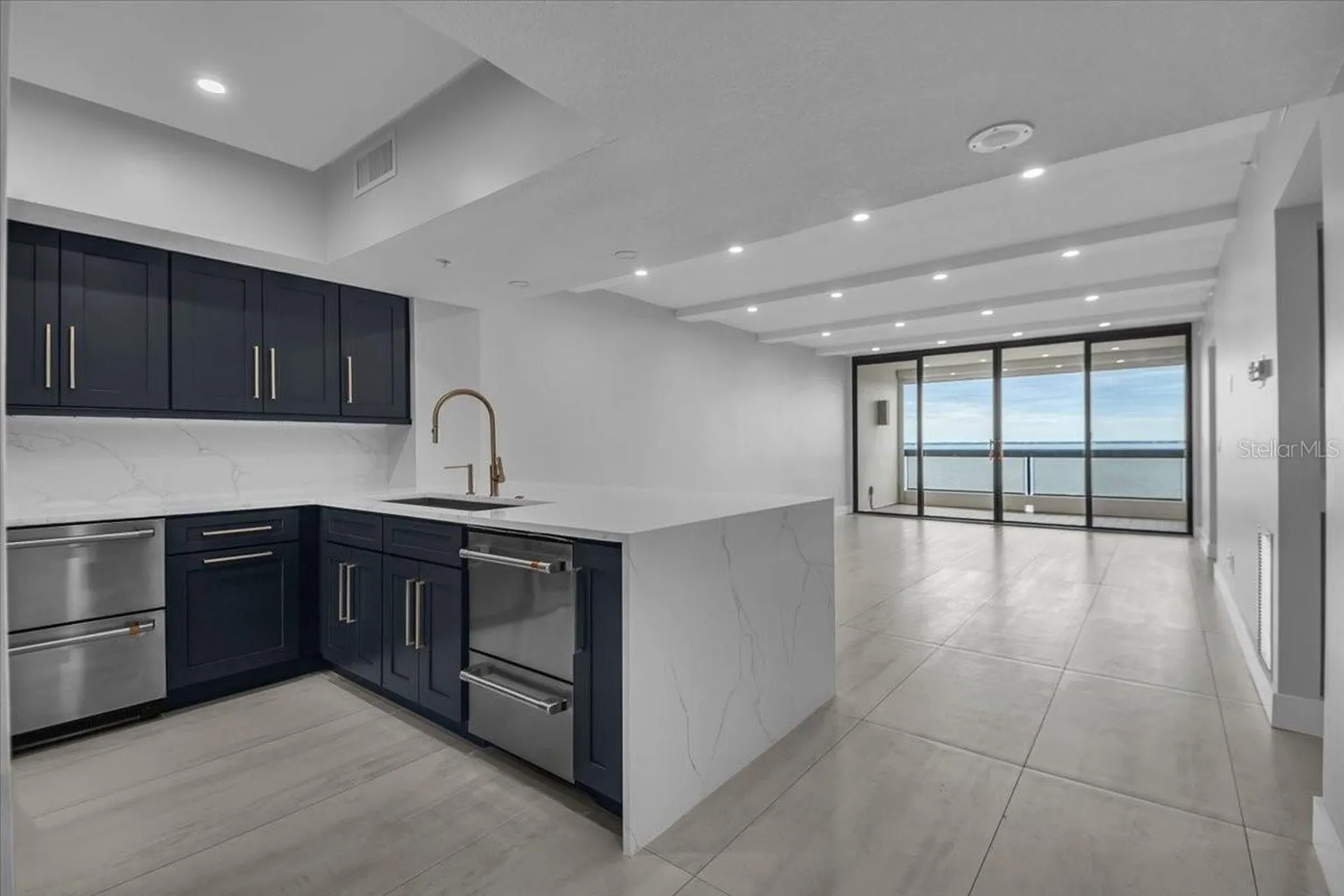 2020 Harbourside Drive Longboat Key FL 34228