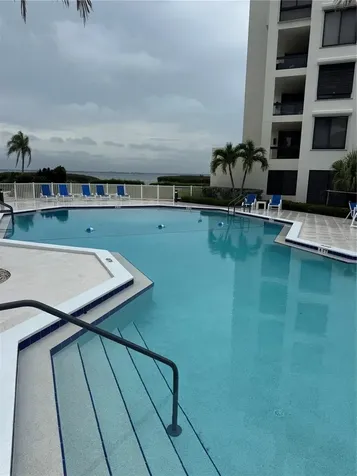 2020 Harbourside Drive Longboat Key FL 34228