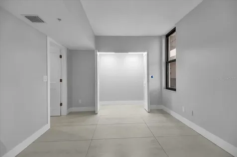 2020 Harbourside Drive Longboat Key FL 34228