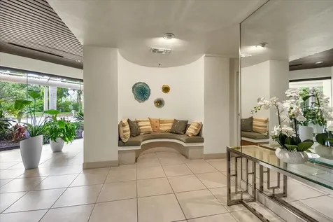 2020 Harbourside Drive Longboat Key FL 34228