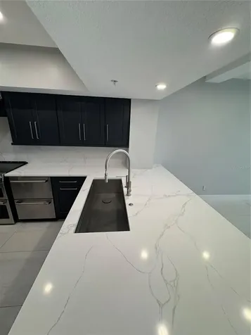 2020 Harbourside Drive Longboat Key FL 34228