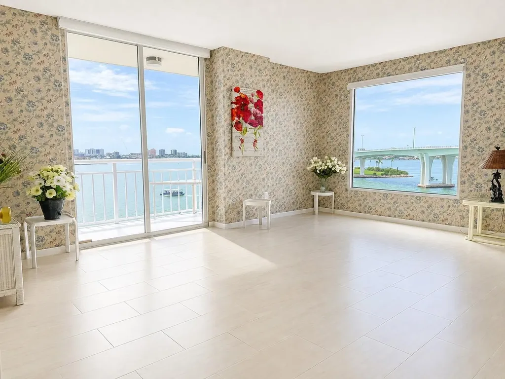 100 Pierce Street Clearwater FL 33756