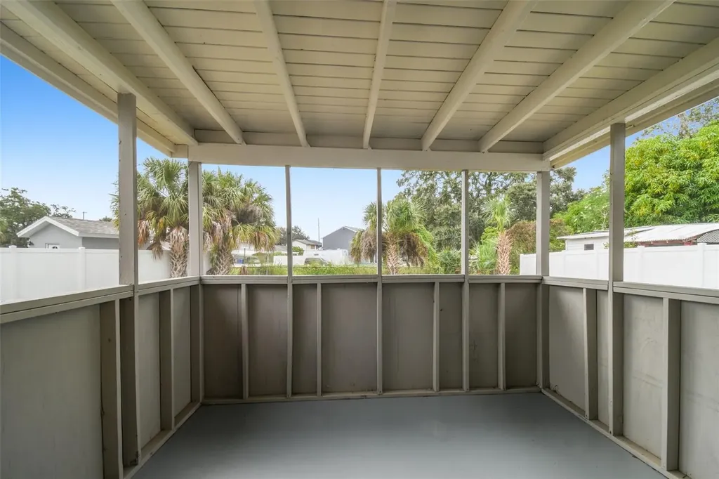 6408 Yosemite Drive Tampa FL 33634