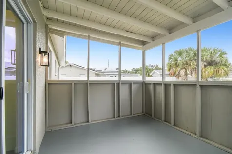 6408 Yosemite Drive Tampa FL 33634