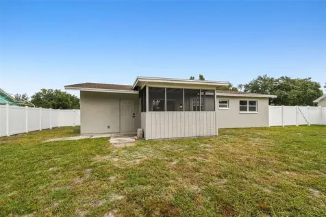 6408 Yosemite Drive Tampa FL 33634