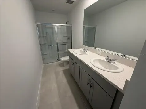 2882 Skyline Loop Kissimmee FL 34758