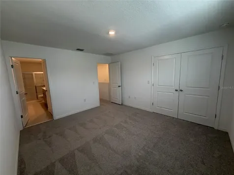 2882 Skyline Loop Kissimmee FL 34758