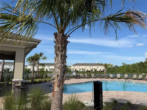 2882 Skyline Loop Kissimmee FL 34758