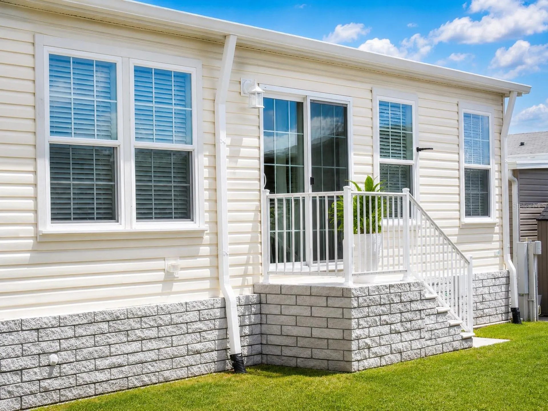 34916 Blue Starling Street Zephyrhills FL 33541