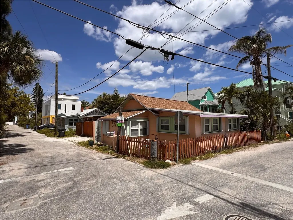 101 95th Avenue Treasure Island FL 33706