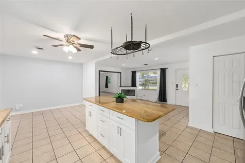 1921 NE 49th Avenue Ocala FL 34470