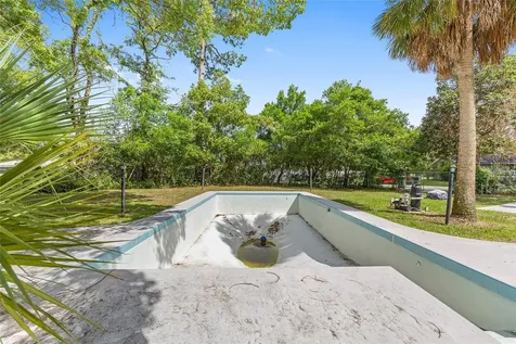 1921 NE 49th Avenue Ocala FL 34470