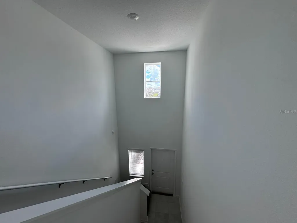 1033 Waterfall Boulevard Davenport FL 33837