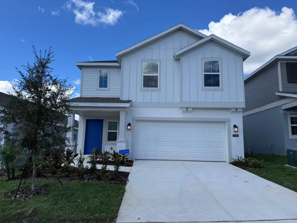 1033 Waterfall Boulevard Davenport FL 33837